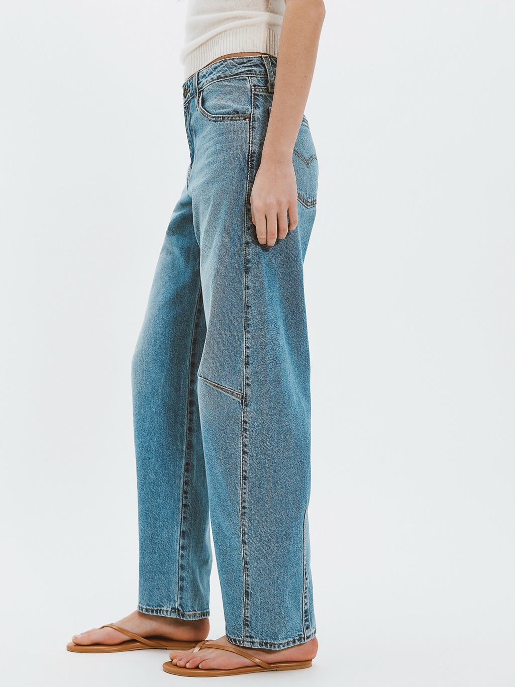 Levi’s Baggy Dad Barrel Jean